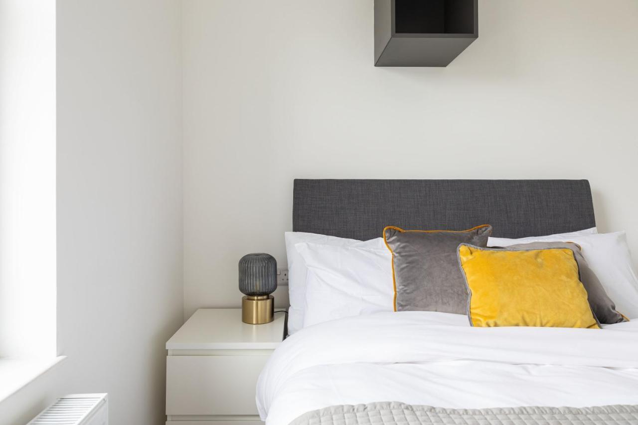 Victorian Building Turned Charming Hotel Perfect For Short And Long Term Stay With Wifi 런던 외부 사진
